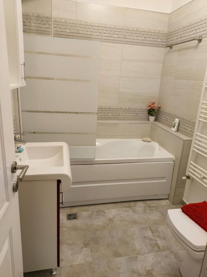 Nk47 Apartment Constanţa Exteriör bild